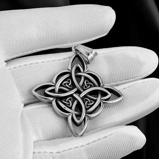 Witches Knot Celtic Necklace