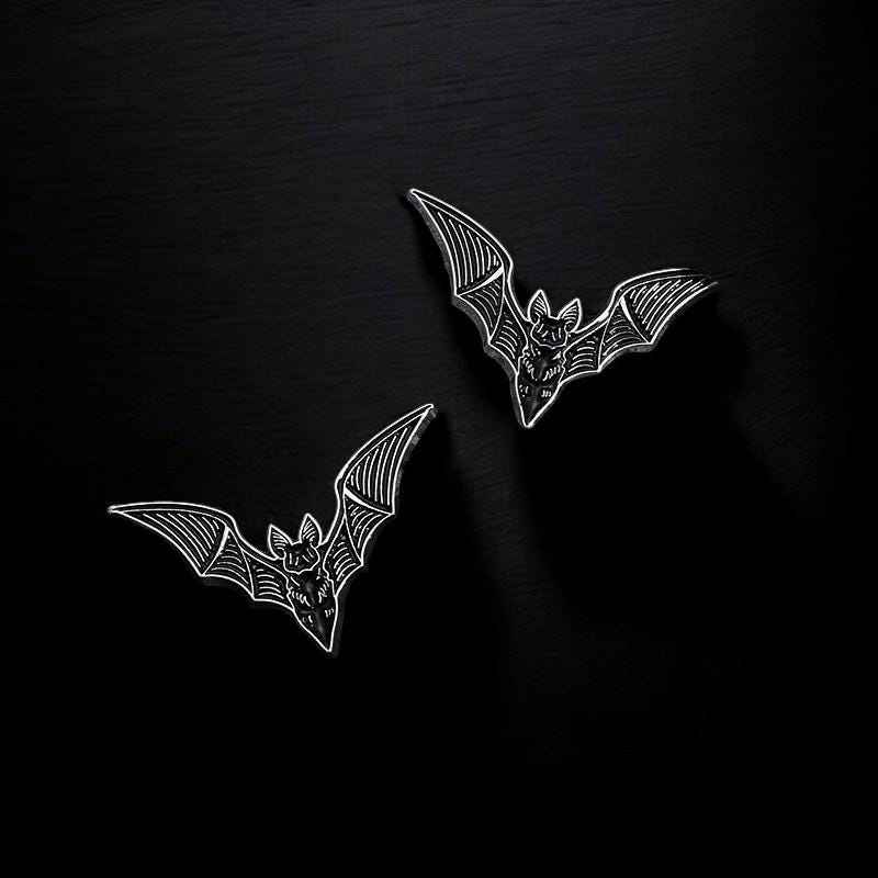 Bat Collar Point Enamel Pin Set | Gothic Lapel Pins | Witchy Halloween Accessory | Spooky Black & Silver Bat Brooch | Alternative Gift