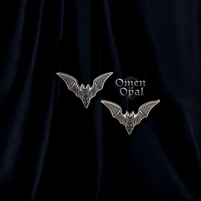 Bat Collar Point Enamel Pin Set | Gothic Lapel Pins | Witchy Halloween Accessory | Spooky Black & Silver Bat Brooch | Alternative Gift