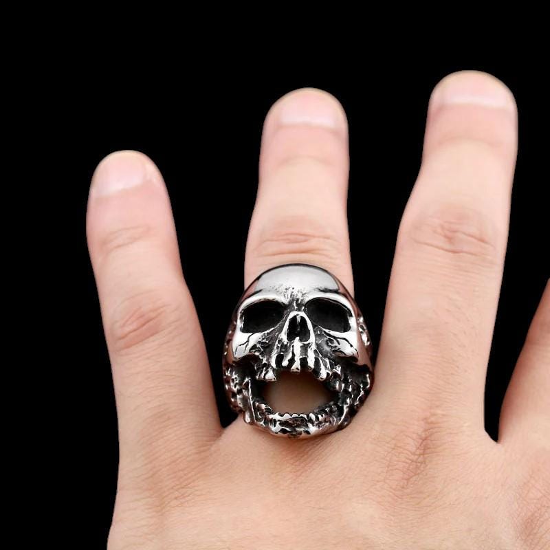 Yelling Skull Ring | Gothic Reaper LARP Ring | Stainless Steel Dark Souls Biker Jewelry | Celtic Lich Skull Ring | Gift for Him & Her