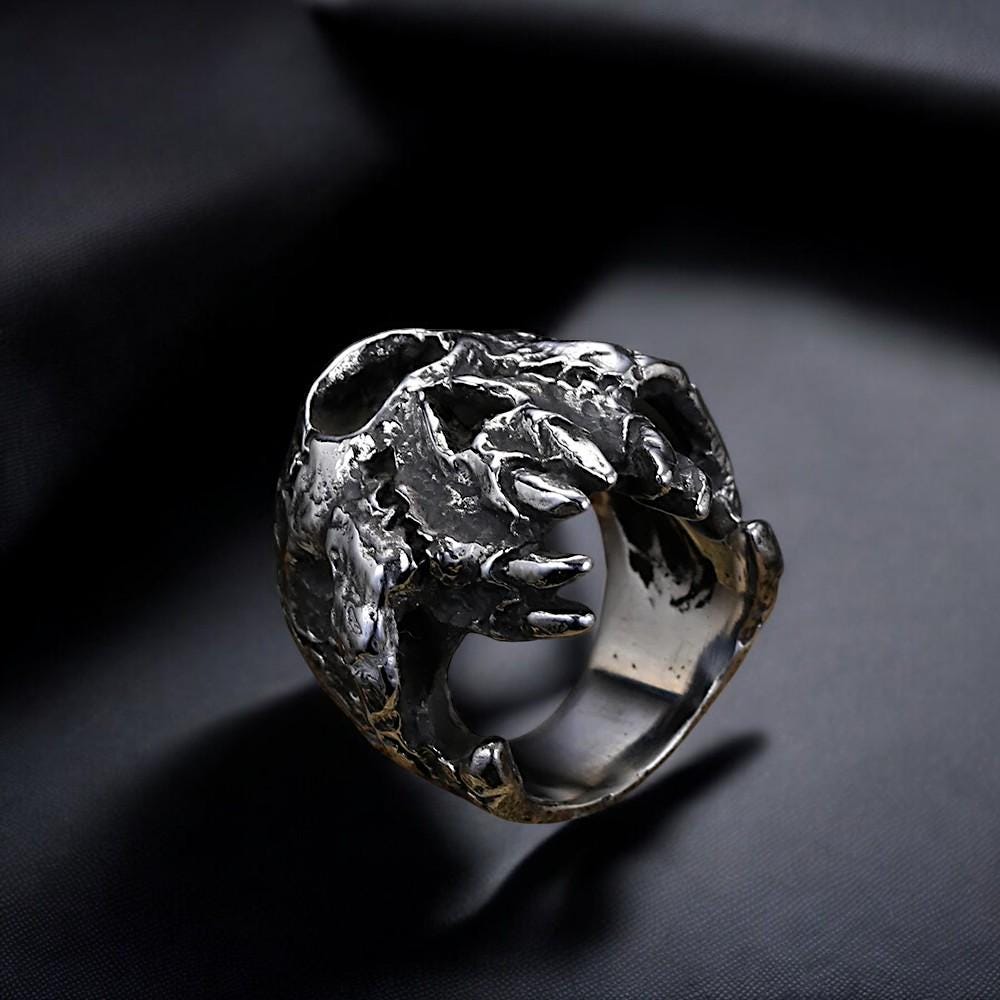 One Eye Demon Skull Ring | Stainless Steel Gothic Reaper Ring | Dark Souls Lich Ring | Celtic Biker Jewelry | LARP Ring | Gift for Him & Her