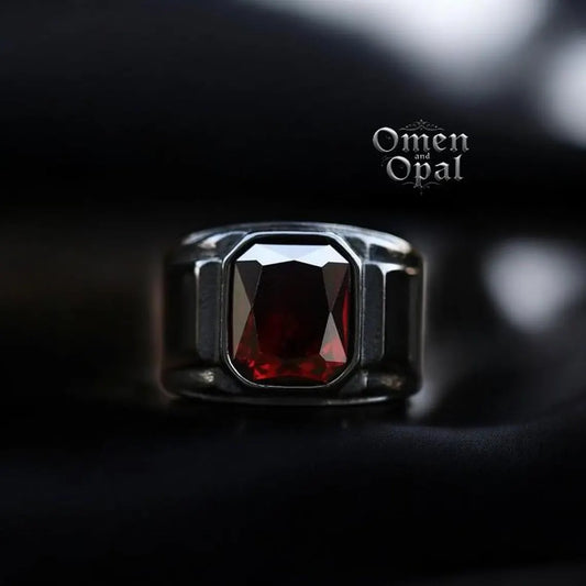 Greek Goddess Ring – Venus-Inspired Silver Mythology Band