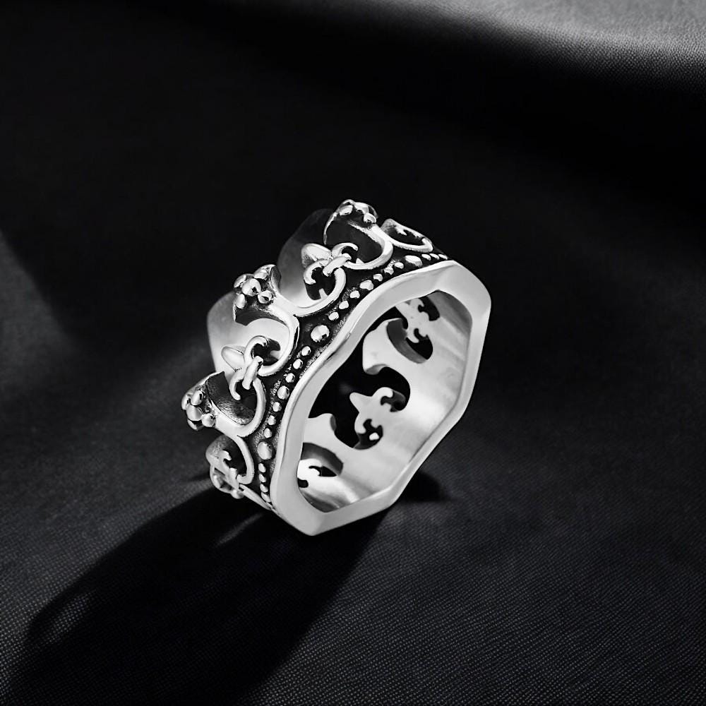 King Crown Ring for Men | Medieval Stackable Ring | Vintage Silver Gothic Jewelry | Unique Men’s Statement Ring | Cool Gift for Him