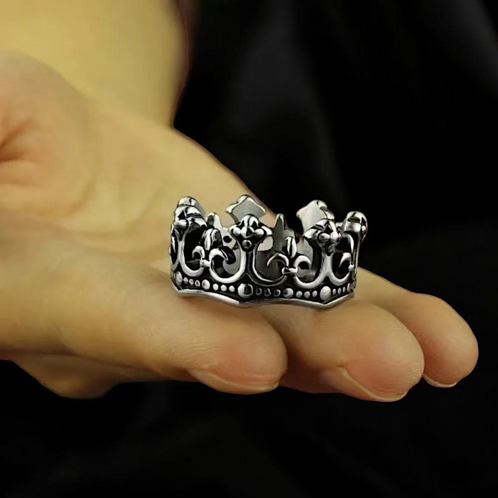 King Crown Ring for Men | Medieval Stackable Ring | Vintage Silver Gothic Jewelry | Unique Men’s Statement Ring | Cool Gift for Him