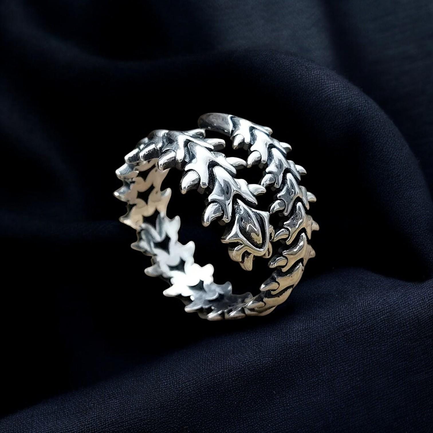 Kaneki Ken Kagune Spine Ring, Anime Ghoul Dragon Bone Ring, Gothic Punk Stainless Steel Ring for Men, Oxidized Bone Jewelry, Spine Bone Ring